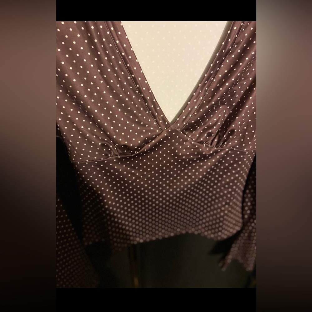 Polka Dot Form Fitting Blouse ~ Unbranded - Picture 2 of 9